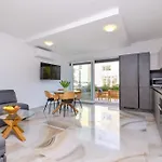 Olea Apartament *