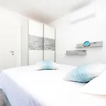 Olea * Mali Lošinj